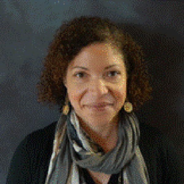 Headshot of a woman
