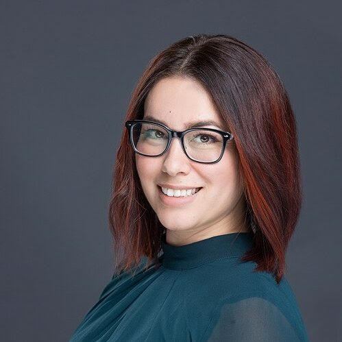 Headshot of a woman